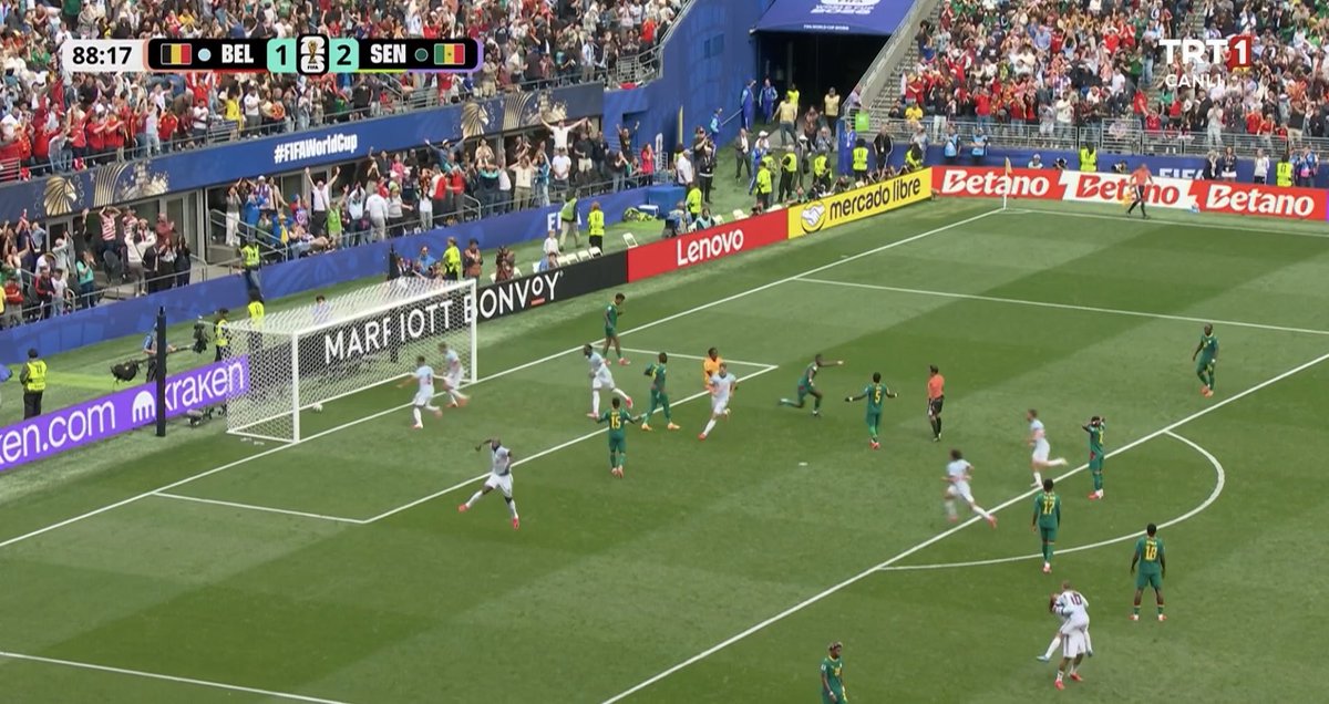 orkguv's tweet photo. 85’e 2-0 onde gir, 3 dk da 2 gol ye 2-2 https://t.co/v5DN6SdEnz