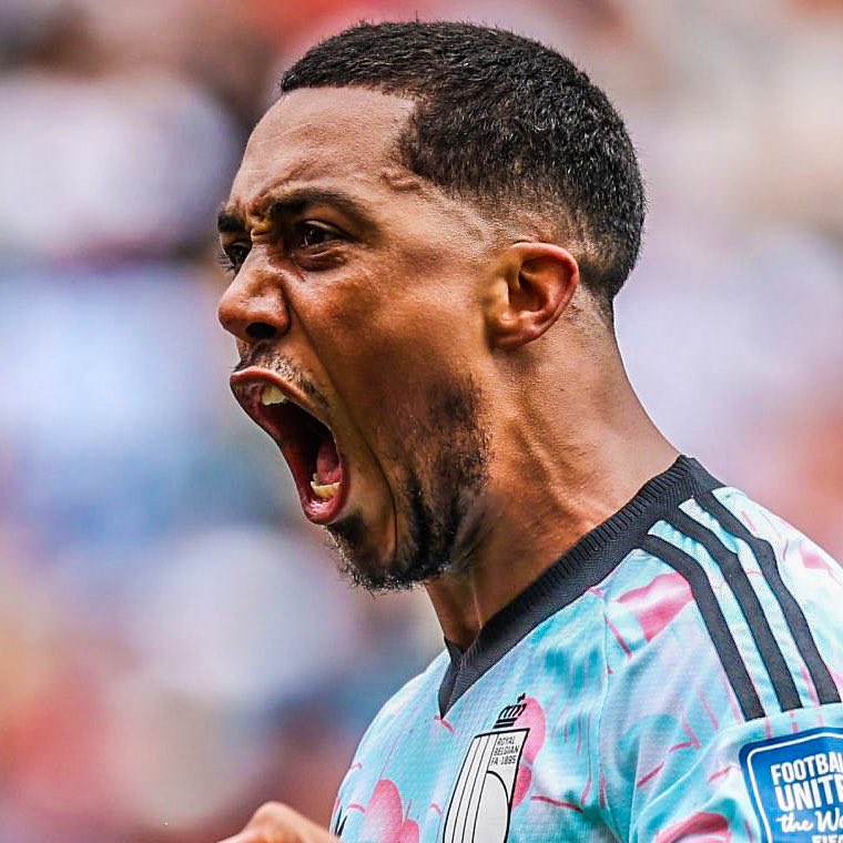 eurofootcom's tweet photo. 🚨🇧🇪 BELGIUM COMEBACK ‼️

24' - Belgium 0-1 Senegal (Diarra)
51' - Belgium 0-2 Senegal (Sarr) 
86' - Belgium 1-2 Senegal (Lukaku)
89' - Belgium 2-2 Senegal (Tielemans) 

2 goals in 3 minutes! 🤯 https://t.co/DWamXFJXVB