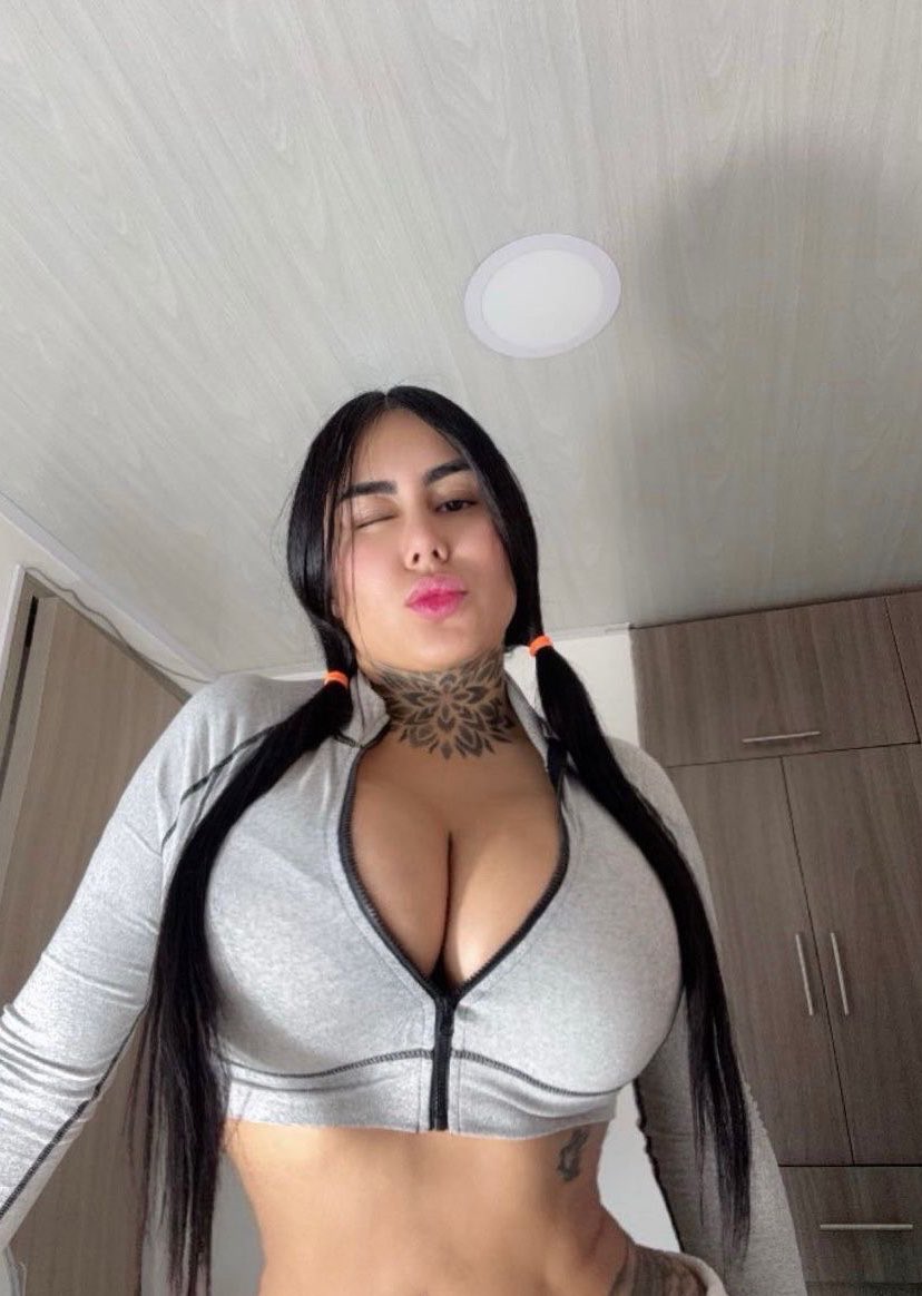 CarolainyDeivid's tweet photo. Amores ya está listo mi #onlyfans los espero por allí, besitos donde no les da el sol 🔥

https://t.co/5AJsidDcgB https://t.co/kCBopMm2HA