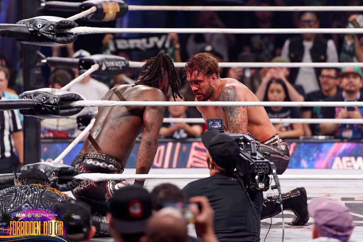 WillToSoar's tweet photo. The noise.
The atmosphere.
The pressure.
People think pressure scares me.

Nah.

Pressure’s a privilege.

Pressure means you’ve earned your spot.

Pressure means you’ve become someone worth betting on.

And after #AEWForbiddenDoor… after surviving @HouseMadeName… https://t.co/rDc1KPbvbw