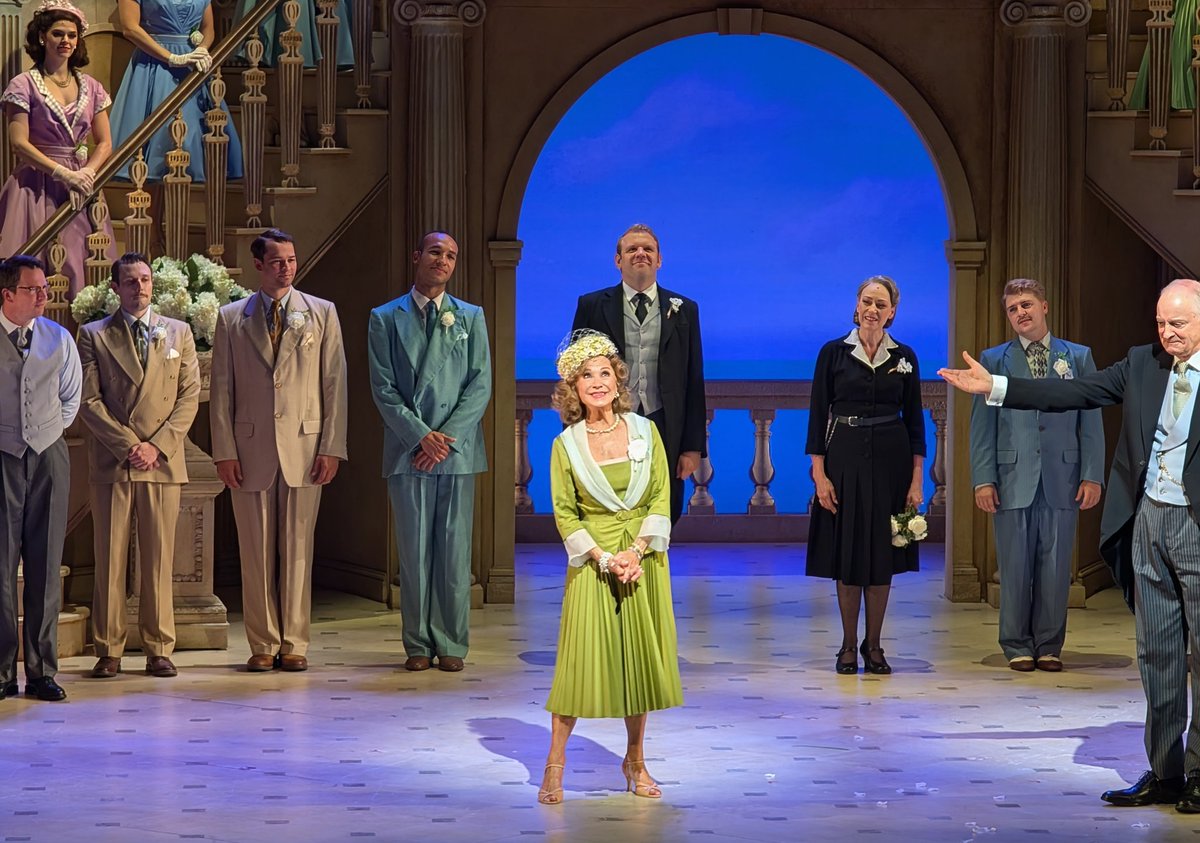 MorrisBrightMBE's tweet photo. First time I saw Felicity Kendall on stage was 1985 in Tom Stoppard's Jumpers. Just weeks away from 80 and she's still out there doing what she does best, entertaining an auditorium full of theatregoers in High Society @BarbicanCentre They really don't make them like this anymore https://t.co/zlRVNfdgpN
