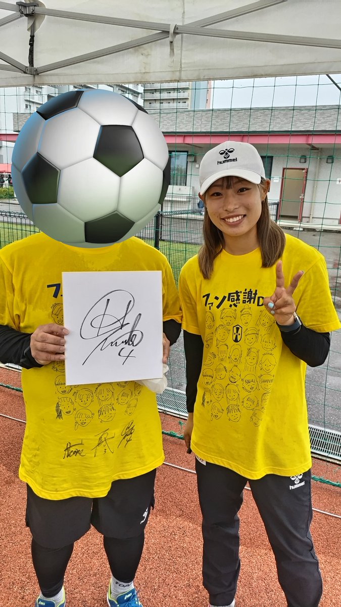 tencodesu's tweet photo. 期限付きといえ寂しいけど、ベレーザでレベルアップをして将来はなでしこジャパンに呼ばれますように🥺🥺

#井手ひなた https://t.co/MHRaSS1Q3u