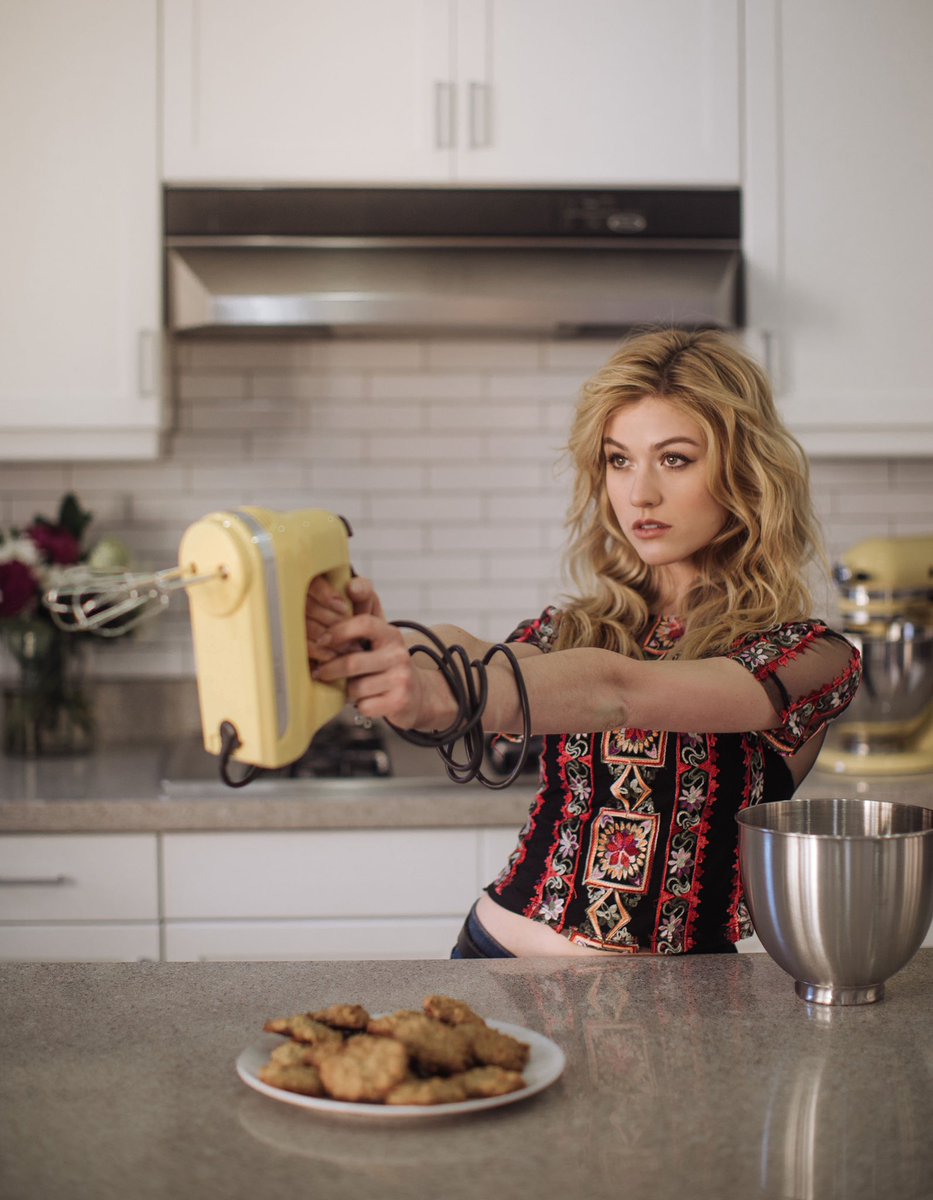 Kitkat4ever11's tweet photo. Kat McNamara 👩‍🍳 https://t.co/LrHHL9g8oB