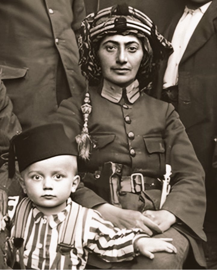 Semihozy88's tweet photo. İstiklal Savaşı’mızın yiğit yiğidi, Bursa’nın kurtuluşundan cepheden cepheye 300 kişilik müfrezesiyle destan yazan İstiklal Madalyalı kahramanımız Fatma Seher Erden’i (Kara Fatma) vefat yıl dönümünde rahmet ve minnetle yad ediyorum.Ruhun şad olsun. 🇹🇷 

#KaraFatma #İstiklalSavaşı https://t.co/REITuiqCen