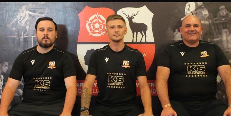 HWFCU23's tweet photo. 📣MEET THE COACHES📣

Joining Adam’s coaching team this season is Shaun Andrews &amp; Mark Hanson, 

“It’s amazing to be able to bring in a coach like Shaun, the lads will benefit from his experience and excellence and to have mark back again a true figure in the set up” - Adam 1/3 https://t.co/XXNwF1knj1