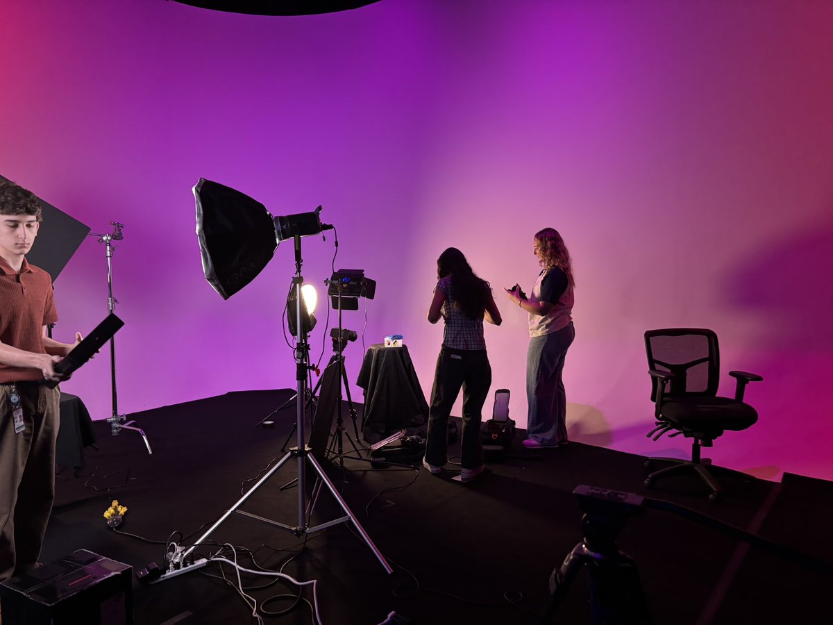 BrowardCTE's tweet photo. 🎬 Lights. Camera. Career! 🎥

Through our CTACE Internship Program, students at BECON-TV are gaining hands-on experience in broadcasting, filming, lighting, and editing while preparing for exciting media projects.

#CTACE #BECONTV #ChooseTheBestChooseBCPS https://t.co/3ZS6gcW8Vb