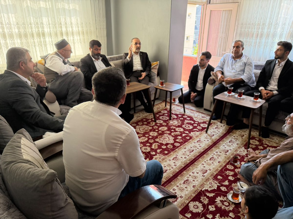 hudaparkocaeli's tweet photo. Genel Başkan Yardımcımız Sayın İshak Sağlam, Kocaeli İl Başkanımız Ali Çiftçioğlu ve beraberindeki heyet; Gebze, Darıca ve Çayırova'da çeşitli ziyaret ve temaslarda bulundu. https://t.co/685WNvaVsT