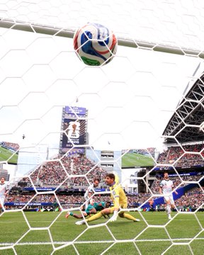 leejon1980's tweet photo. Fourth goal of this World Cup for Ismaïla Sarr.   And the biggest one yet 😤 https://t.co/44BvmmemRm