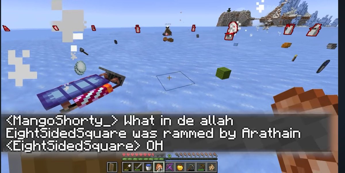 Min3craft_fanz's tweet photo. Day 3 of daily arathain screenshots 
Boat murderer arathain 
#csmp https://t.co/09GB0SBrKO