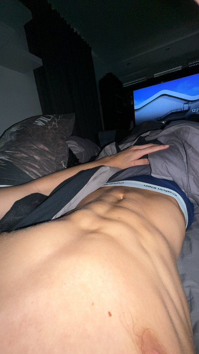 SkinnySeduction's tweet photo. Wake up boyssssss!!😝🤤
#skinny #OF #onlyfans #onlyfans #horny https://t.co/BCmInyGaiv