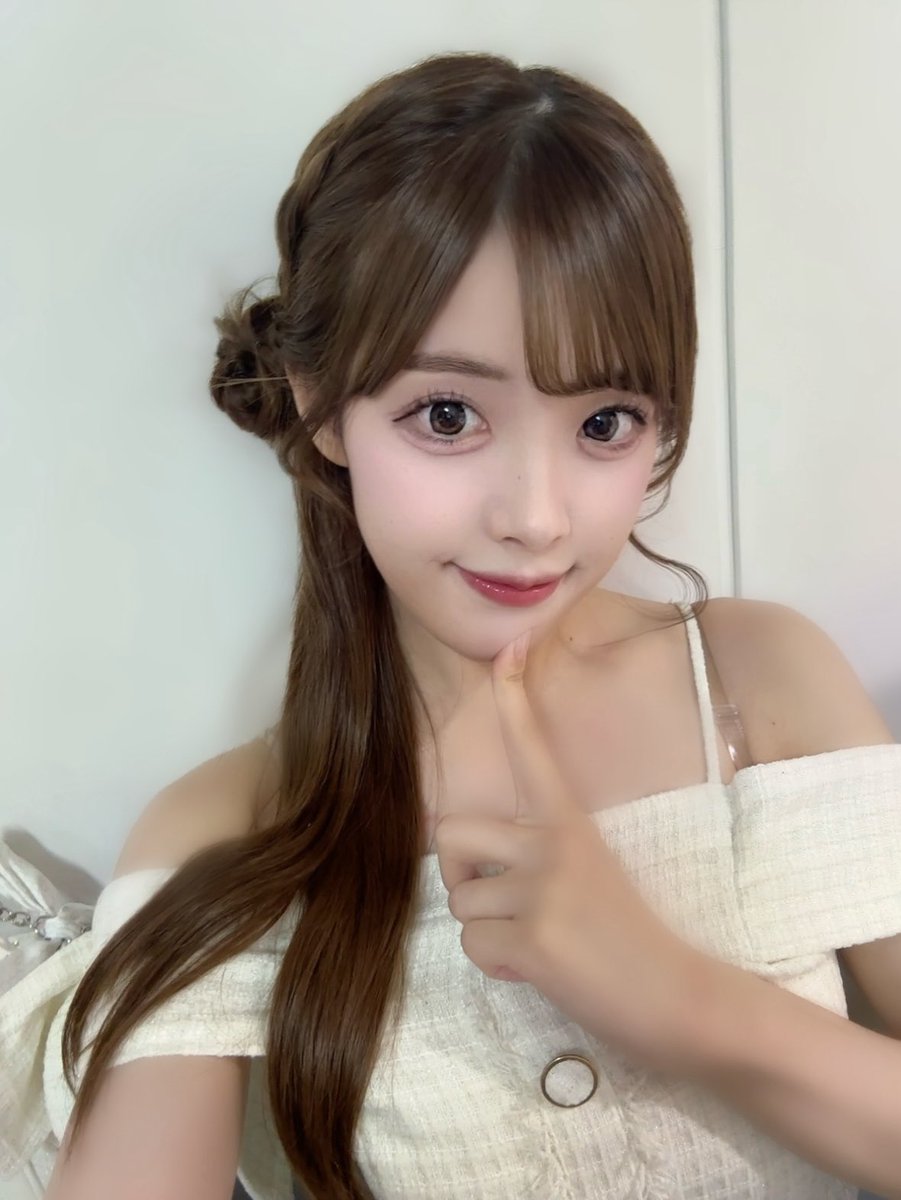 おはよう♡ 今日会える？ チェキサイン券もらえるから実質無料だよ~~ᐢ