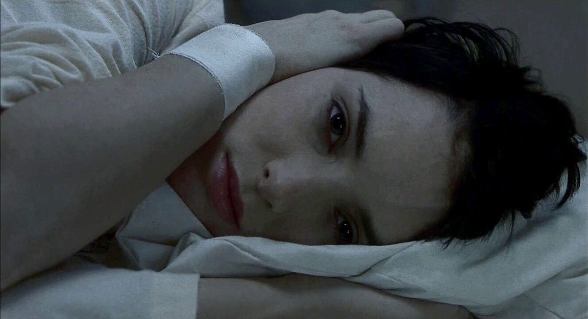 Lenscap's tweet photo. ‘Girl, Interrupted’ (1999)
dir. James Mangold
dp. Jack Green https://t.co/LtnwvQnzrY