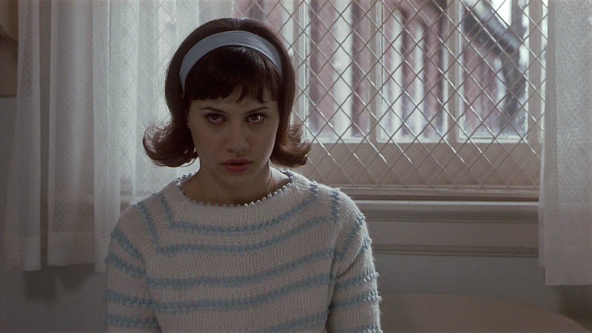 Lenscap's tweet photo. ‘Girl, Interrupted’ (1999)
dir. James Mangold
dp. Jack Green https://t.co/LtnwvQnzrY