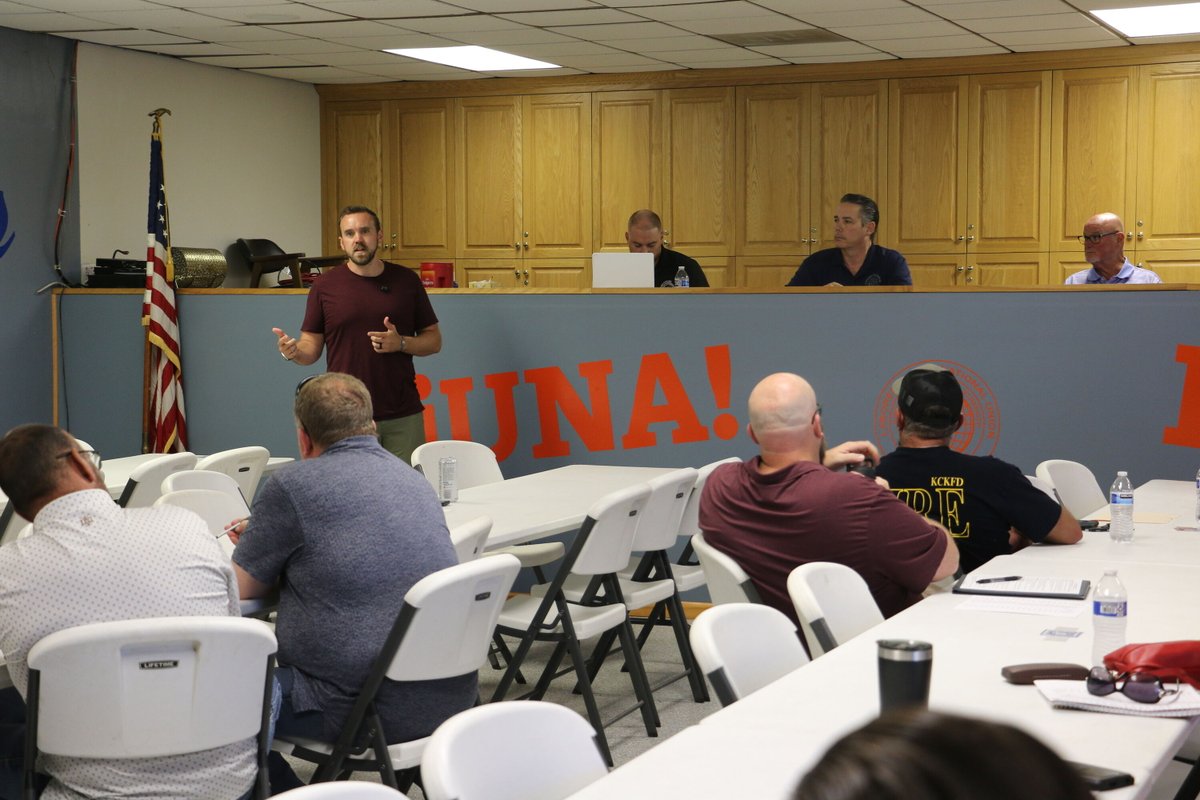 noahforkansas's tweet photo. Yesterday, I spoke with Tri-County Labor in Kansas City and said it plain: I'll fight for unions the same way they fought for families like mine. Kansas workers deserve a senator who's actually on their side. https://t.co/zH09pKe4hi