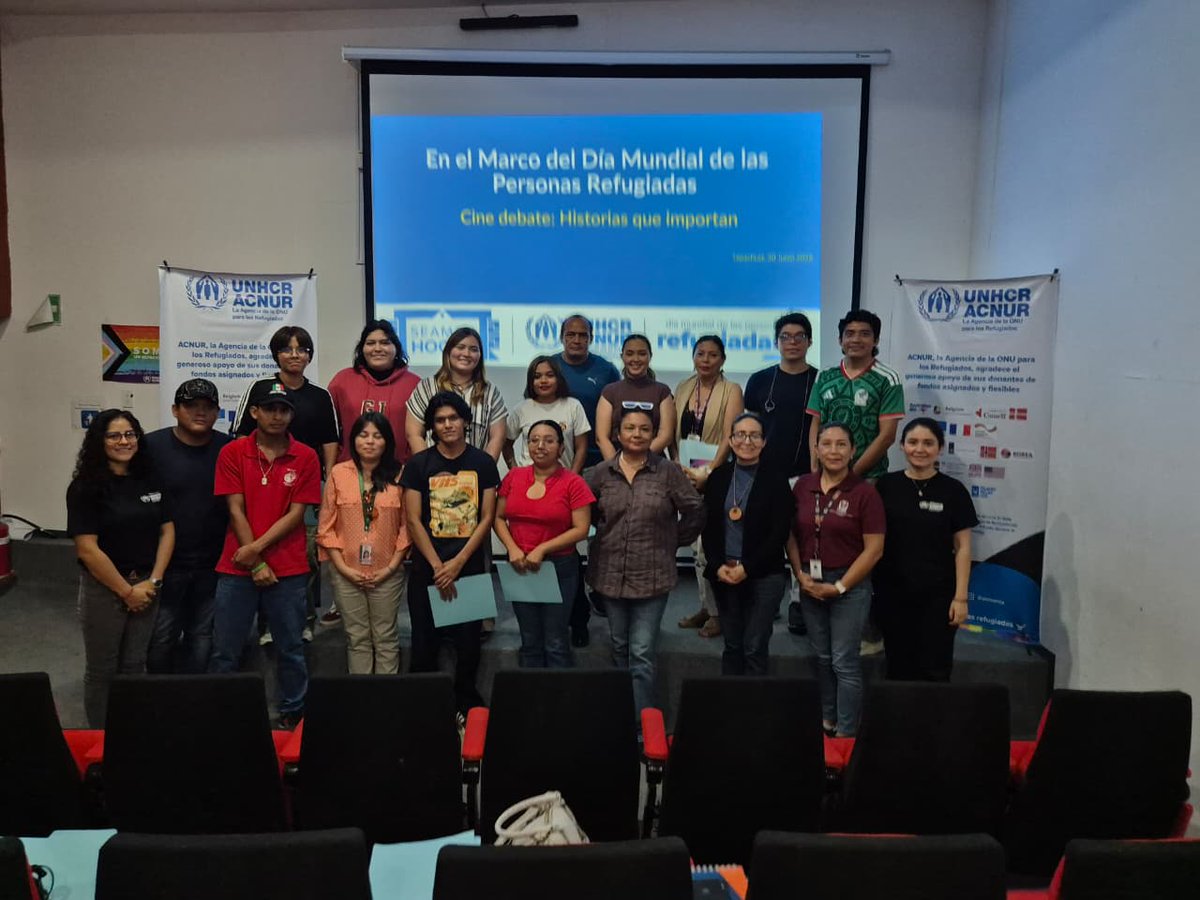 Gdpvgouveia's tweet photo. Con Refugiados del Programa de Becas #DAFI de @ACNURMexico, y junto a +35 miembros de #CECATI86, @IMSSchiapas y @Tapachula2427 de la Secretaría de Juventud y Deporte, realizamos un 📽️ Cine Debate, espacio de reflexión y convivencia con las comunidades que acoge y Son hogar🏡🫂💙 https://t.co/Eostz1Cv4B