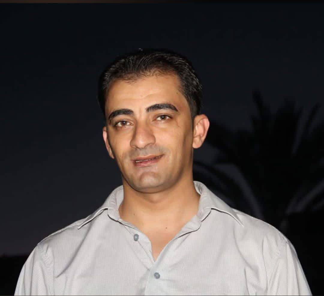 warfareanalysis's tweet photo. The agent in the Israeli army who was executed today is an officer in the Palestinian Authority security service.

His name is Mustafa Muhanna. He was involved in the assassination of a number of Al-Qassam commanders in Gaza, including Chief of Staff Al-Haddad.

The agent, Mustafa Muhanna, was executed after his confessions were documented in videos.

- Gaza sources