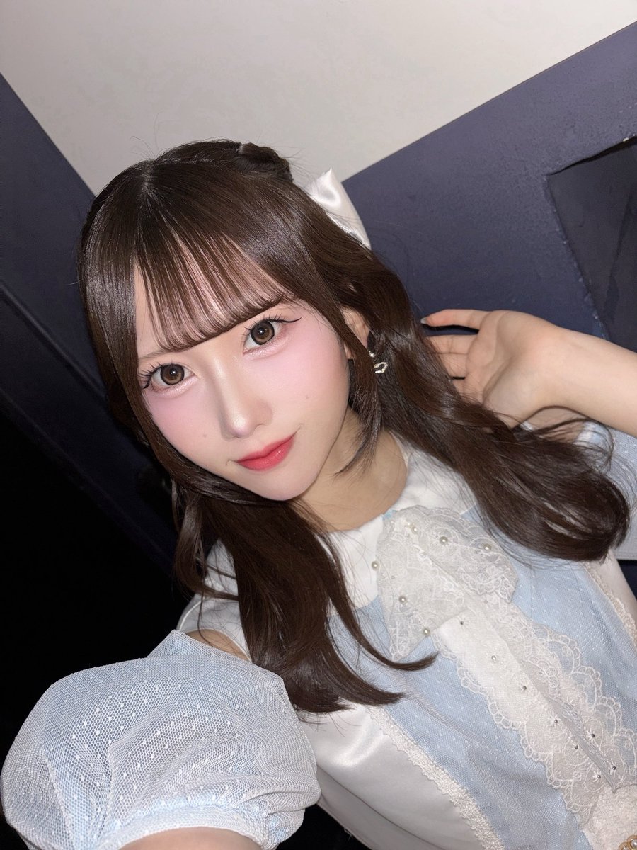 maika_yurasto's tweet photo. おはようございます👸🏻🤍 https://t.co/2gv4FPlsDN