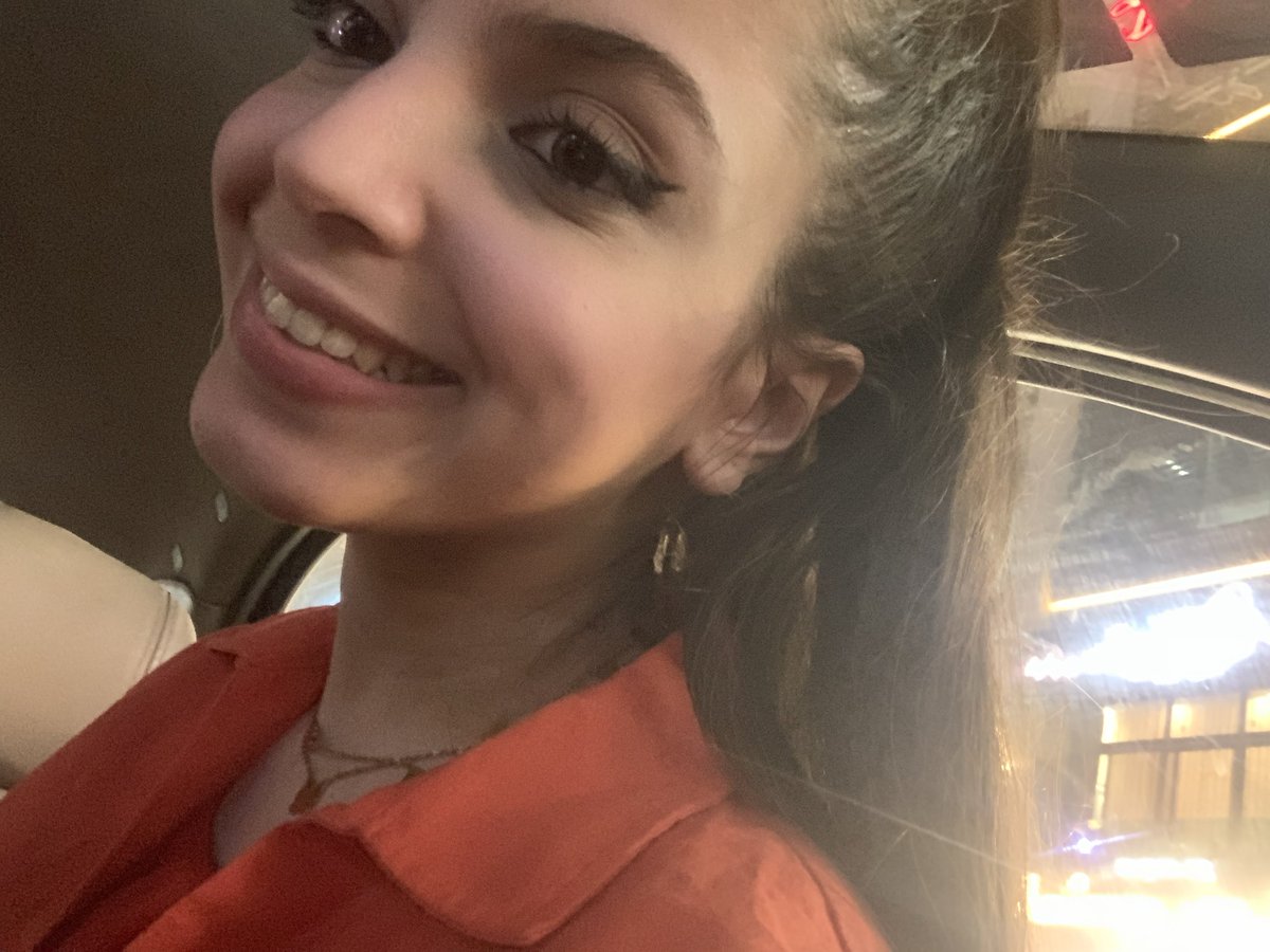 wflyawayw's tweet photo. الفراشات واللون🧡🦋 https://t.co/AjboyCb1qb