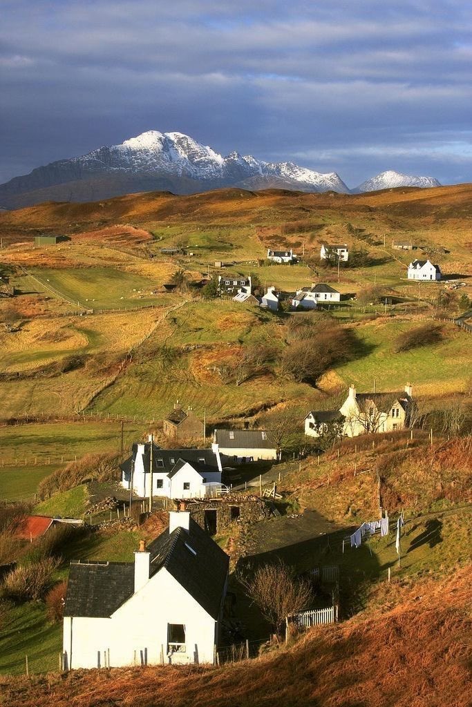 archi_tradition's tweet photo. Isle of Skye, Scotland 🏴󠁧󠁢󠁳󠁣󠁴󠁿 https://t.co/IQ7n1YhMNV