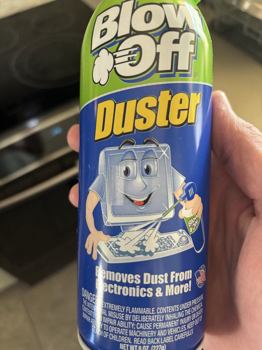 BisqueBoi's tweet photo. He’s spraying his shit crazy style https://t.co/ufeath5QqQ