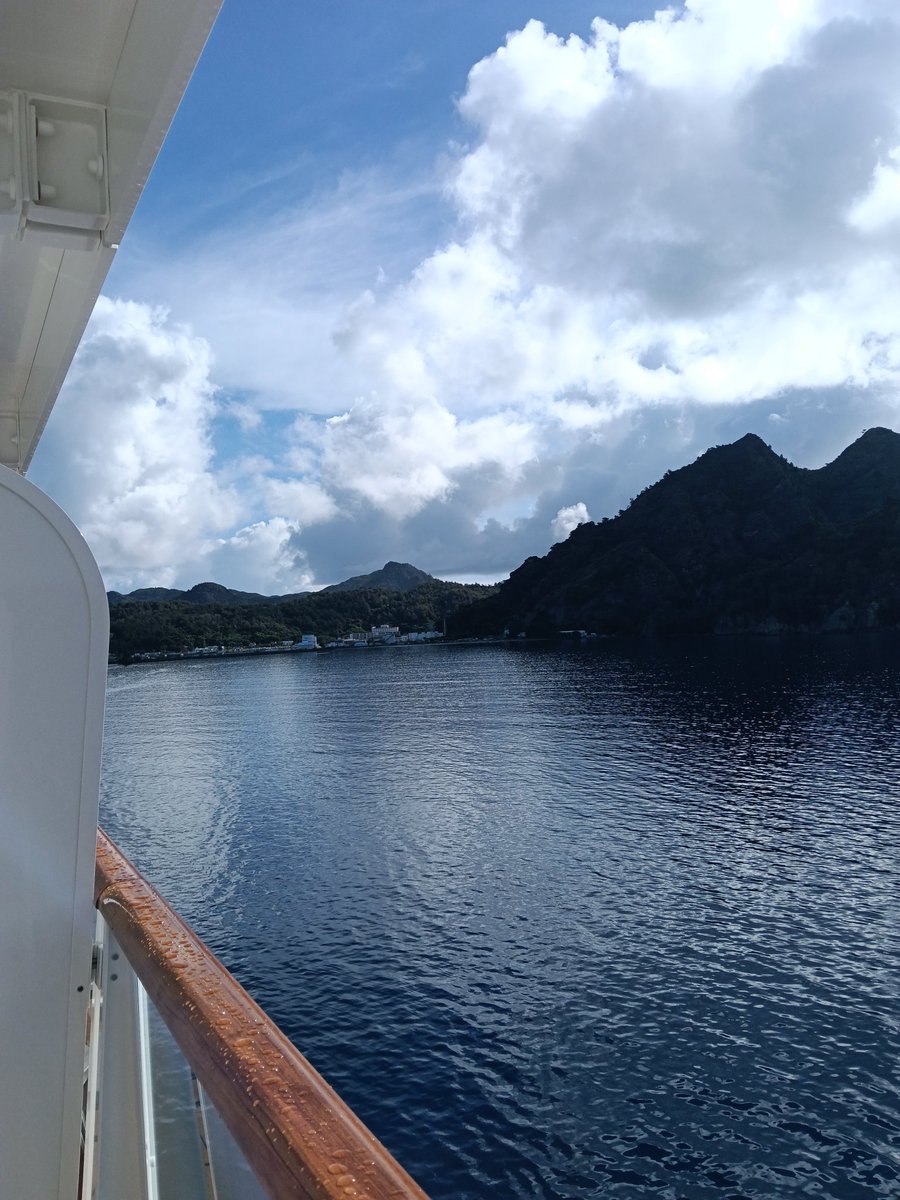 punk_type_r's tweet photo. おはようございます!
父島二日目の朝。
今日は島内観光。昨日は海に入ったので日焼けが痛い。 https://t.co/3mVLq2LdzZ