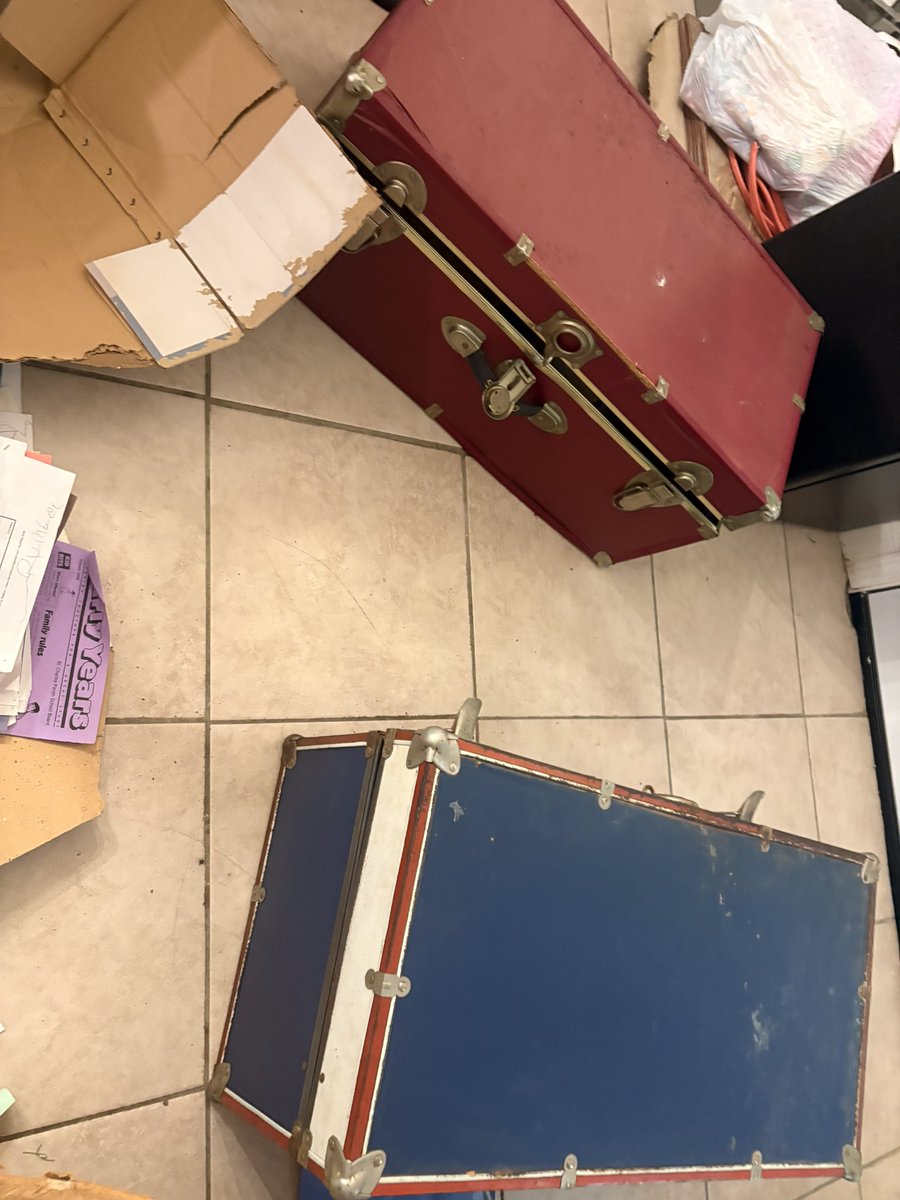 CaptnDutch's tweet photo. jus pulled genuine dick out the attic https://t.co/ZU6cC5uoKj