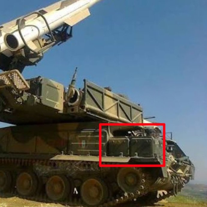 elect_warf's tweet photo. @Anrub54k It seems you are unaware of the composition of the 9A316/317 vehicle.
Here is an APU with gas turbine, The Buk system features three power sources: an APU with a gas turbine, a V-12 diesel engine, and external mains power.
1:The APU in 
2: Air is drawn from this location https://t.co/ShwSW5Msvl