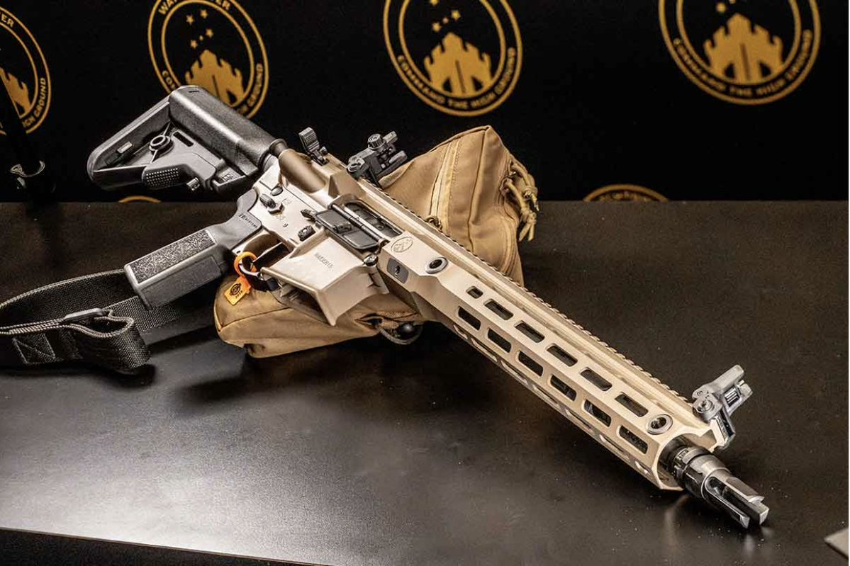 GunBroker's tweet photo. 🔥 @WATCHTOWER_USA Introduces the Raider15 Rifle Series for 2026
🔗 Watch Video for an overview 💥 https://t.co/m5mXtaI49X
Two configurations. Ambidextrous controls. Feature-rich AR performance built for durability and modularity.
#Watchtower #Raider15 #newguns #shotshow https://t.co/zktsITWsx4