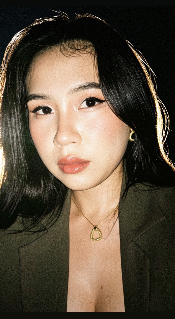 ms_ndz's tweet photo. 👄 https://t.co/LSAVg21Qy2