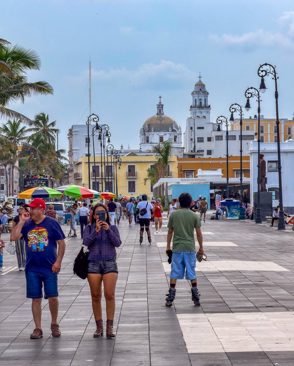 love_veracruz_'s tweet photo. Mi #Veracruz te quiero. 🤗🌊⛵️🌴 #Turismo #Vacacacaciones #aplaya https://t.co/rPXcltGofQ