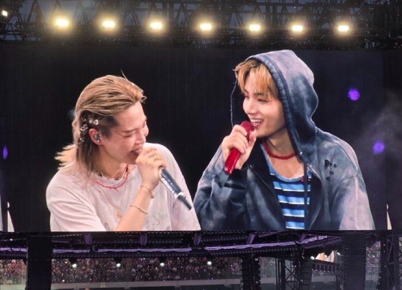 myyouwithjk's tweet photo. LETS ALL JUST DIEEEE https://t.co/mTRuX68UeU