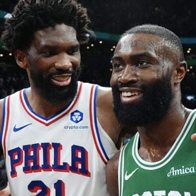 RTNBA's tweet photo. The 76ers potential starting five:

PG: Tyrese Maxey
SG: VJ Edgecombe
SF: Jaylen Brown
PF: Dean Wade
C: Joel Embiid

Woah 😳 https://t.co/F3LIm6R1rY
