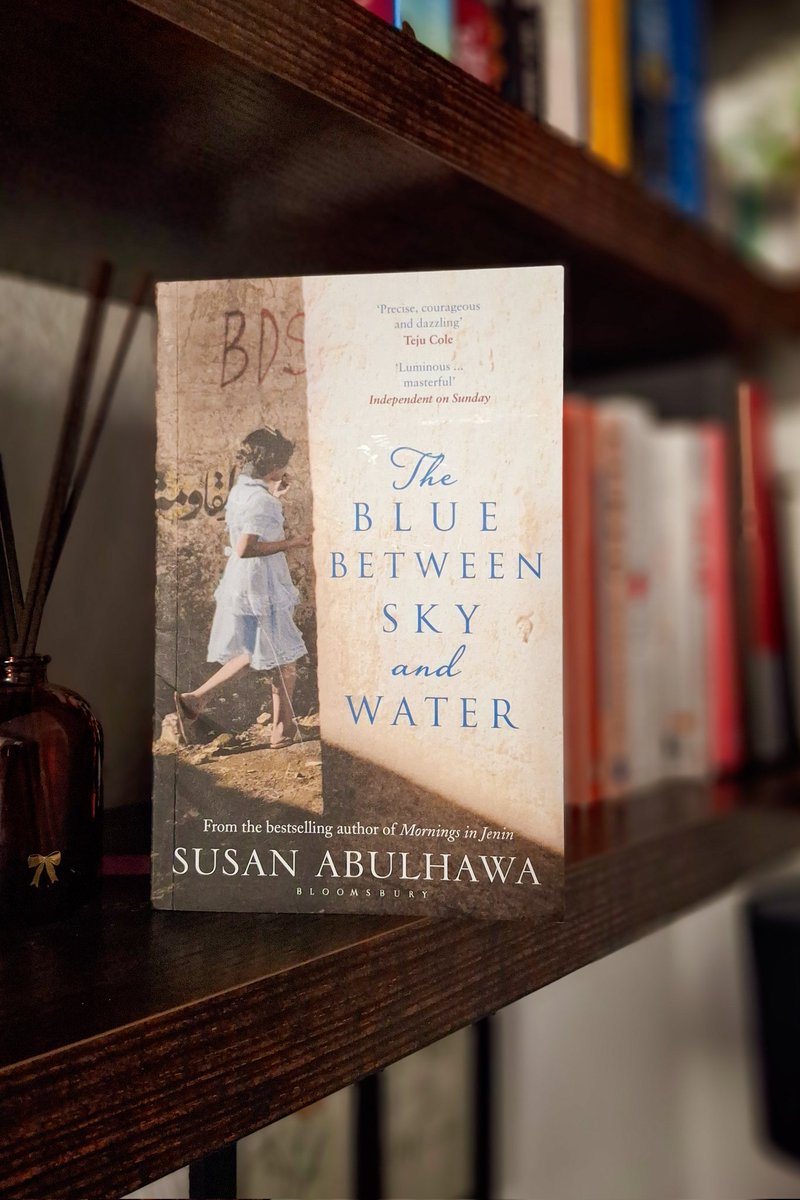 palomasrk's tweet photo. Currently reading. 

#booklover #bookish #BookSpotlight https://t.co/7UsB1ithsI