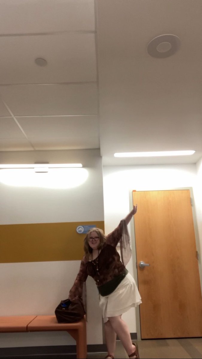 alyssaonscreen's tweet photo. school today :3 https://t.co/njscbMtyhy