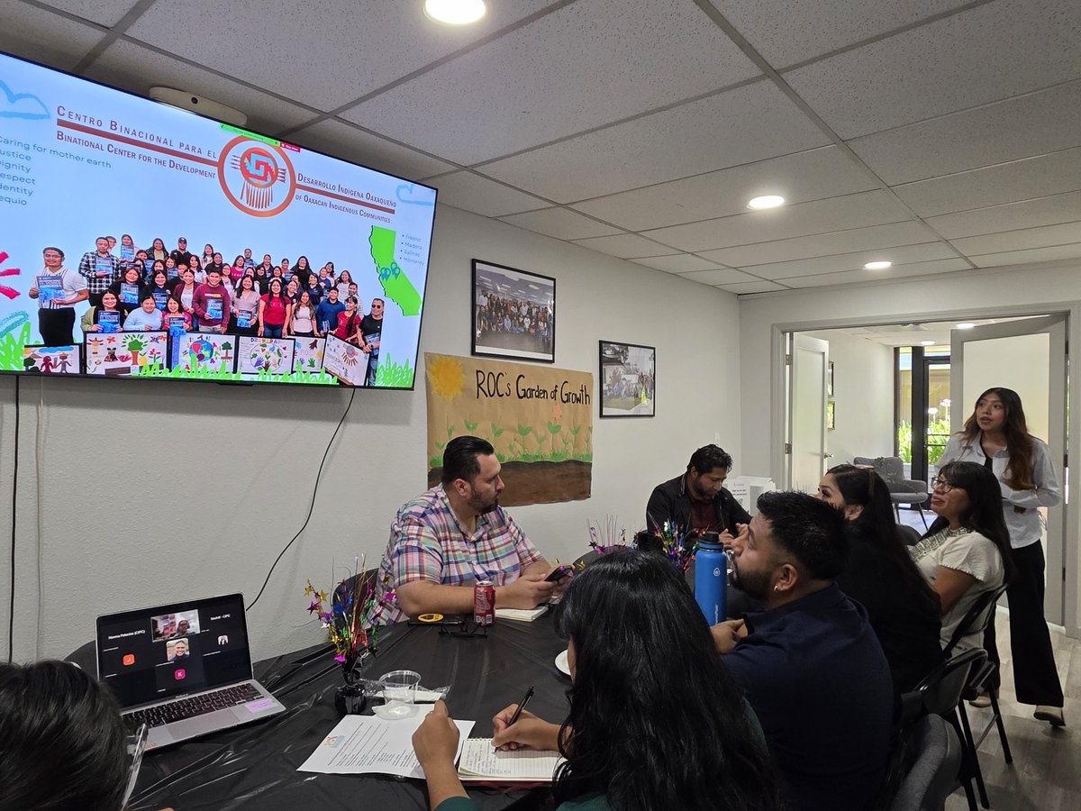 CALimmigrant's tweet photo. We are thrilled to celebrate the first year of our Regional Organizing Cohort (ROC) in Fresno! 🎉

During the celebration, every participant shared their ROC journey, their accomplishments, lessons learned, &amp; the campaigns they are leading in their communities. https://t.co/TsRnBgaYnD