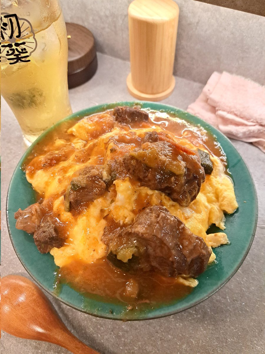 draphilo0224's tweet photo. 水曜日の晩飯

初葵

オムライスがメチャクチャうめーな♥
お肉ゴロゴロ､玉子トロトロ｡
たまらぬ。
大満足。😁

#亀戸 https://t.co/lMmHozLbJ8