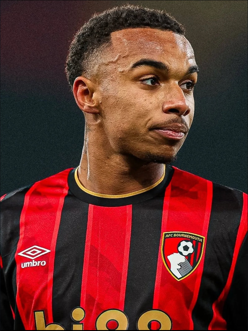 thfc_T_news's tweet photo. 🚨⚪️: Tottenham have real interest in Kroupi as an attacking target. Expected fee nearing €100m but not seen as an issue. 

- Talks regarding Savinho will resume soon as Spurs aim to complete the move. 

- Spurs are aiming for three forwards. 🇫🇷🇧🇷👀👀

Source: @SpursJourno 🥇 https://t.co/etkRF2dWjP