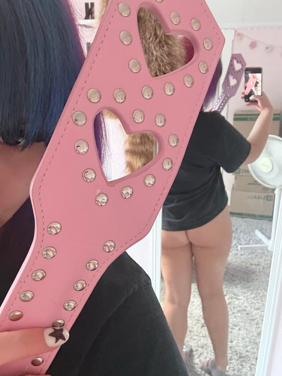 Jessdottson_'s tweet photo. Puppy need spanking🐶🐾
#puppygirl #genzfashion #spanking https://t.co/1Sy3IDhGOW