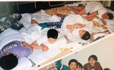ntotti1389's tweet photo. 一人、先に起きて布団に擦りつけてるのかな？🤔🤣 https://t.co/K0hw8vLE30