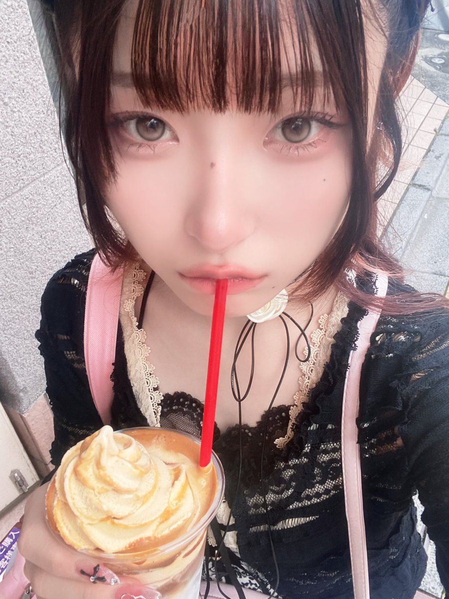 mp_maybe_'s tweet photo. おはよう木曜日、週末終末🎶 https://t.co/icOqWkFvwu