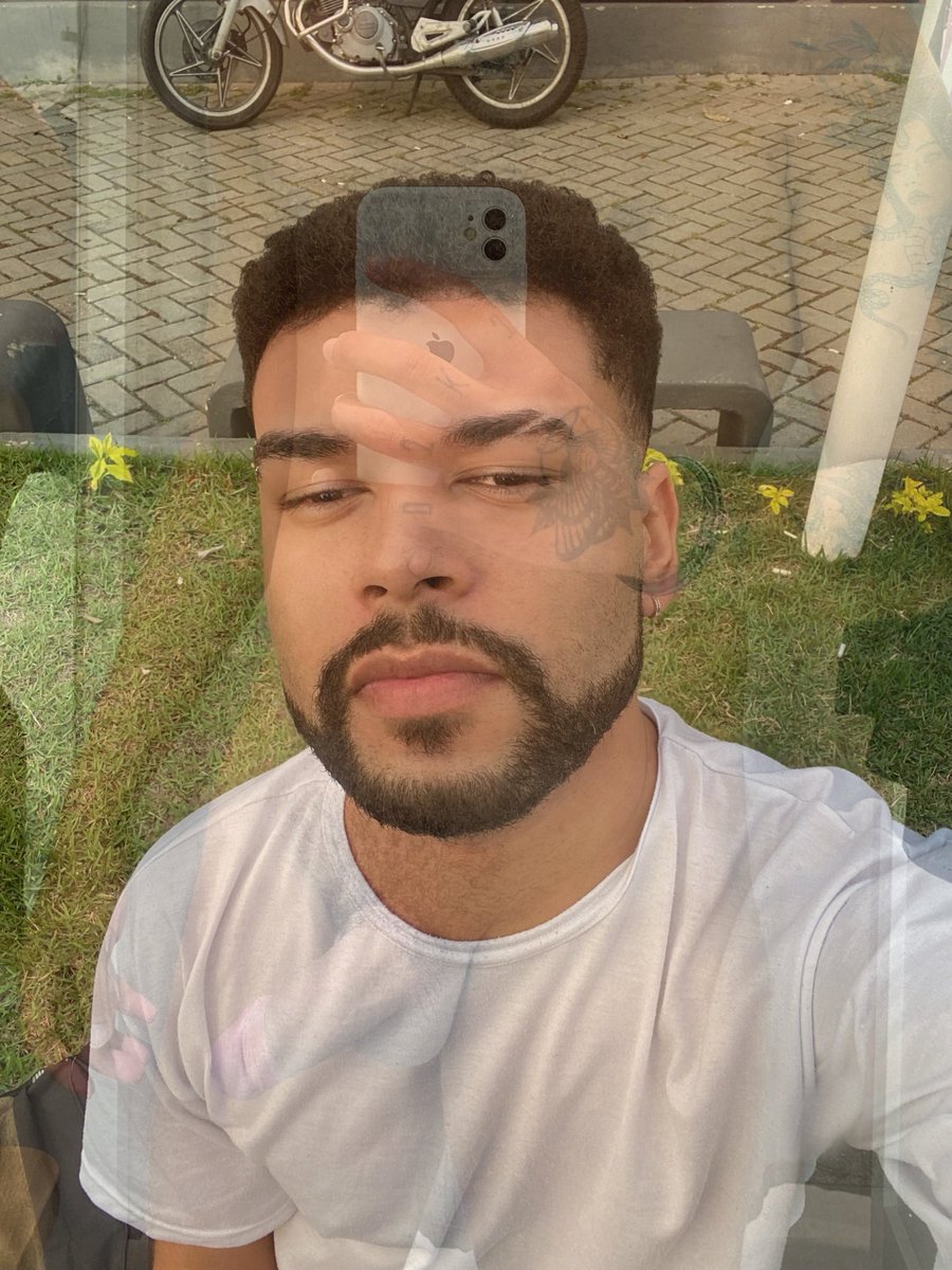 br_oliverx's tweet photo. a trend tá de volta https://t.co/z2pDQ1Adq0
