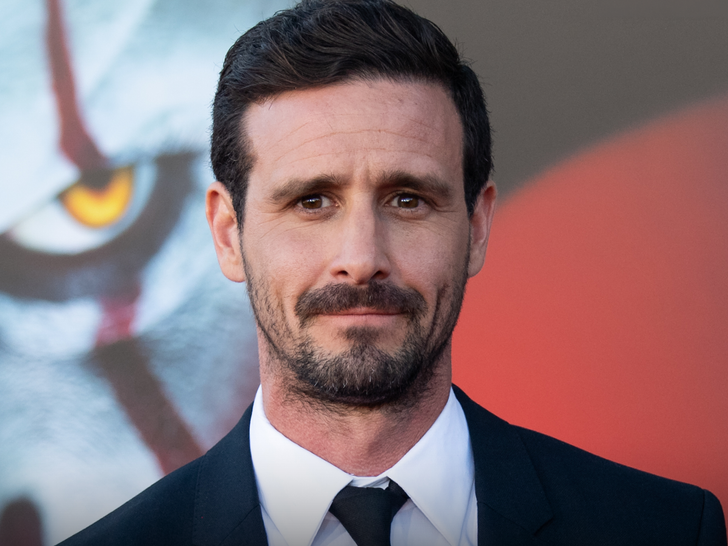TMZ's tweet photo. "The Wire" actor James Ransone death details revealed in autopsy report.

Exclusive: https://t.co/ArUieKCIjW https://t.co/DdGXNmin3G