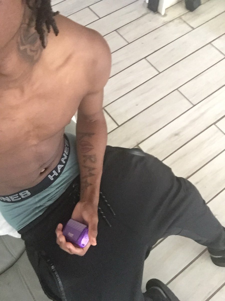 beenomiaa's tweet photo. #757norfolk #757twitter 
Wtww 🤔 https://t.co/zXBBCeVugQ