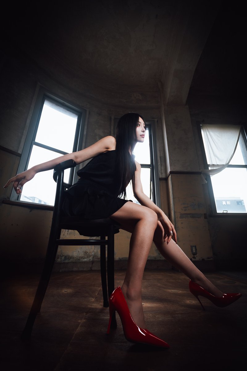 model : Lunaさん @luna_____cc ① MINOLTA AF 85mm F1.4 ② SIGMA AF