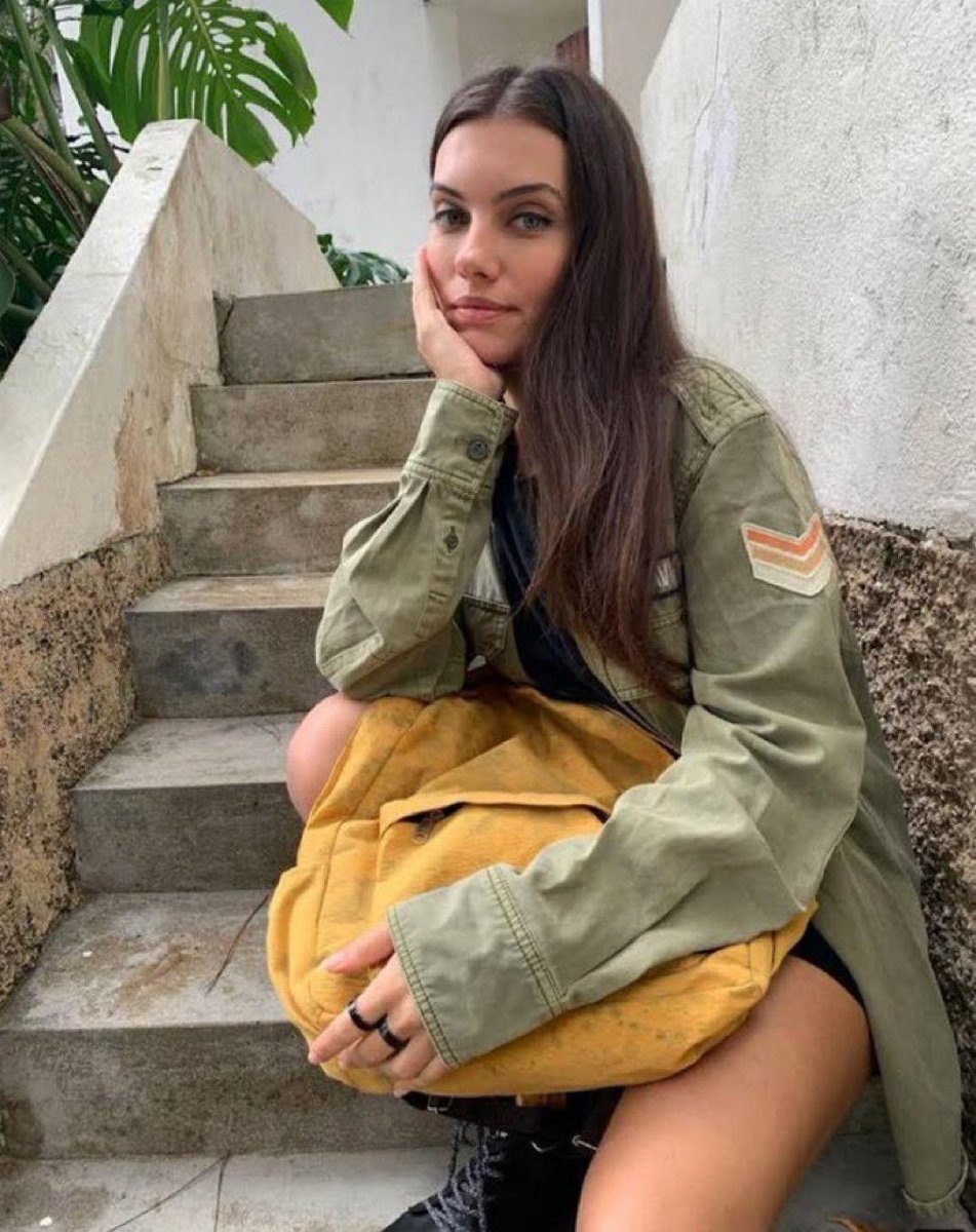 idrivememad2's tweet photo. 4 anos de diferença 🥺 https://t.co/BzAnRwh82D