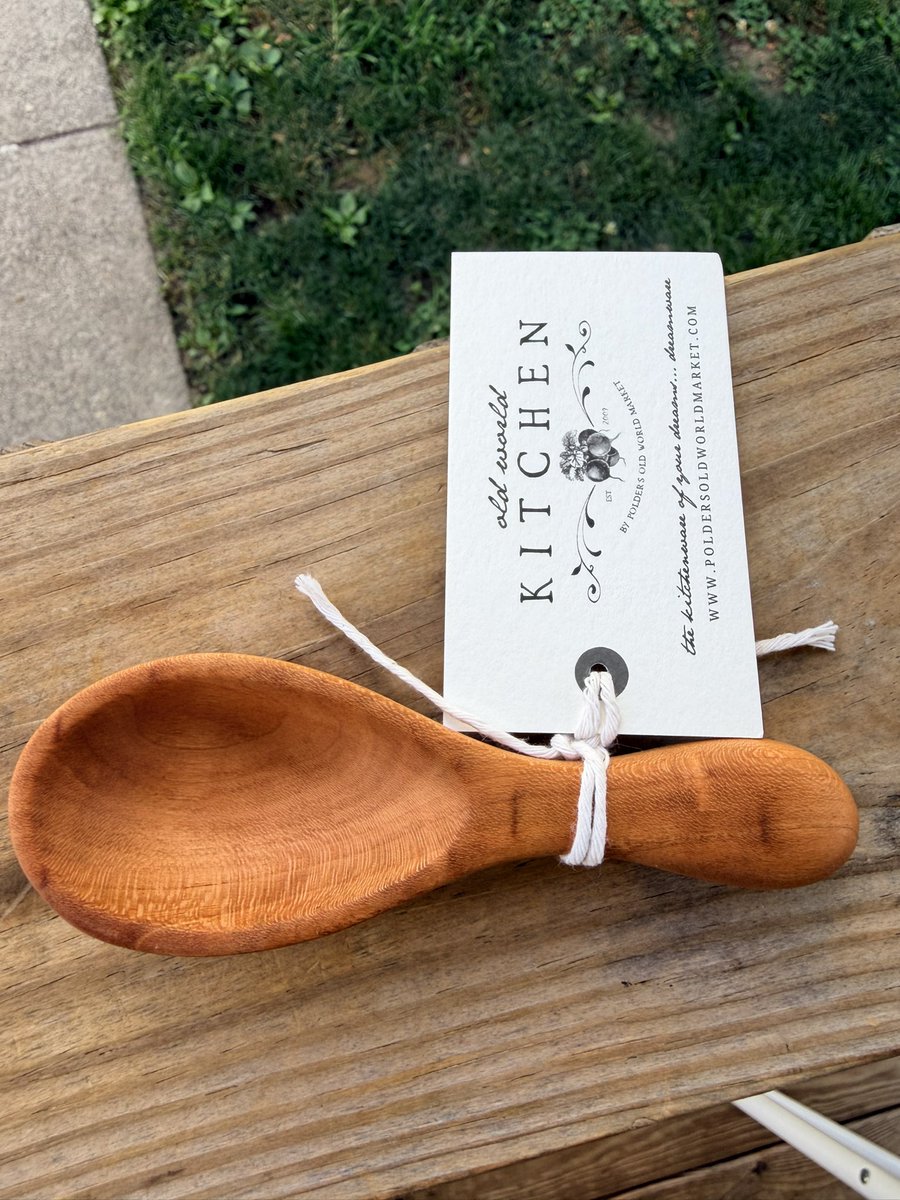 Sue953664561042's tweet photo. @polderfamily I just received my coffee scoop. Pictures don’t do it justice. You really need to see this beautiful wood in person and touch it. I love it! https://t.co/35nobTpkZr