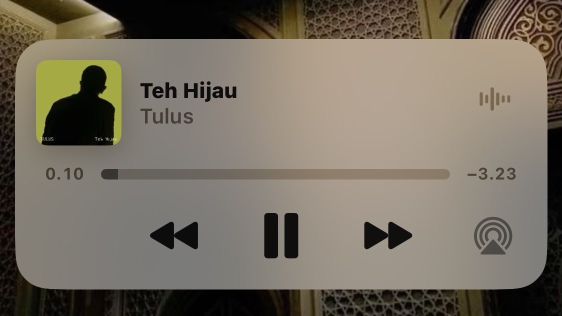 dark0fside's tweet photo. me vs my playlist—ASELI TEH HIJAU ENAK PISUN!⭐️🎶 https://t.co/w8zWk5eJxV