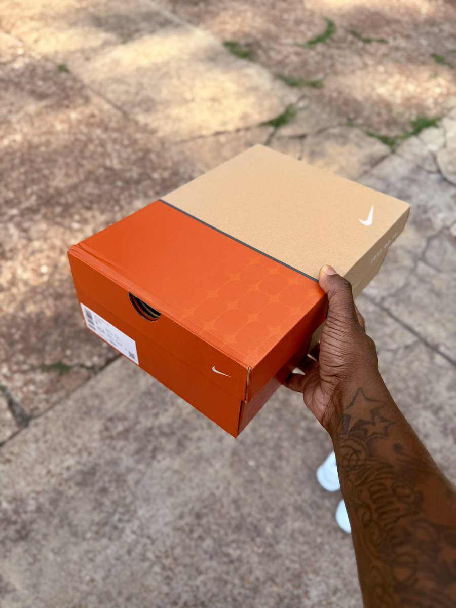 JitTheBeast's tweet photo. details ✨ https://t.co/YEqdLEtmyy