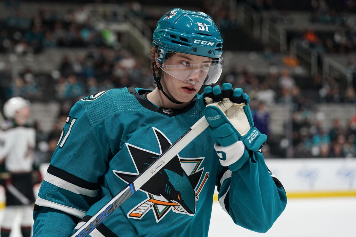 SjSharksFACTS's tweet photo. 3⃣ - Aside from Barclay #Goodrow (eight), the player who has been with the Sharks the longest right now is Collin #Graf, with three seasons.
#SJSharks #TheFutureIsTeal https://t.co/afbEDU4ckk