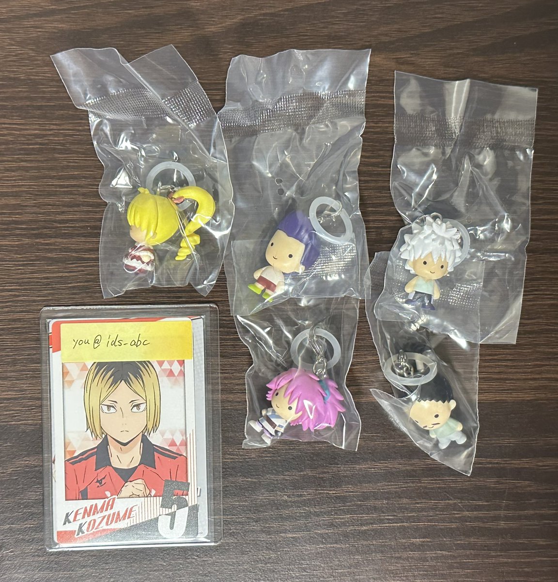 ids_abc's tweet photo. 【交換】
ハンターハンター
HUNTER×HUNTER
めじるしアクセサリー

【譲】 
ビスケ レイザー キルア
マチ ノブナガ

【求】⭕️のもの
過去弾
キルア クロロ ヒソカ ピトー
定価+送料

キルアは過去弾キルアとの交換、もしくは全てまとめてのお取引のみ。

G.I.編
キメラアント編
幻影旅団編

▶︎ https://t.co/zmeyWVwle9